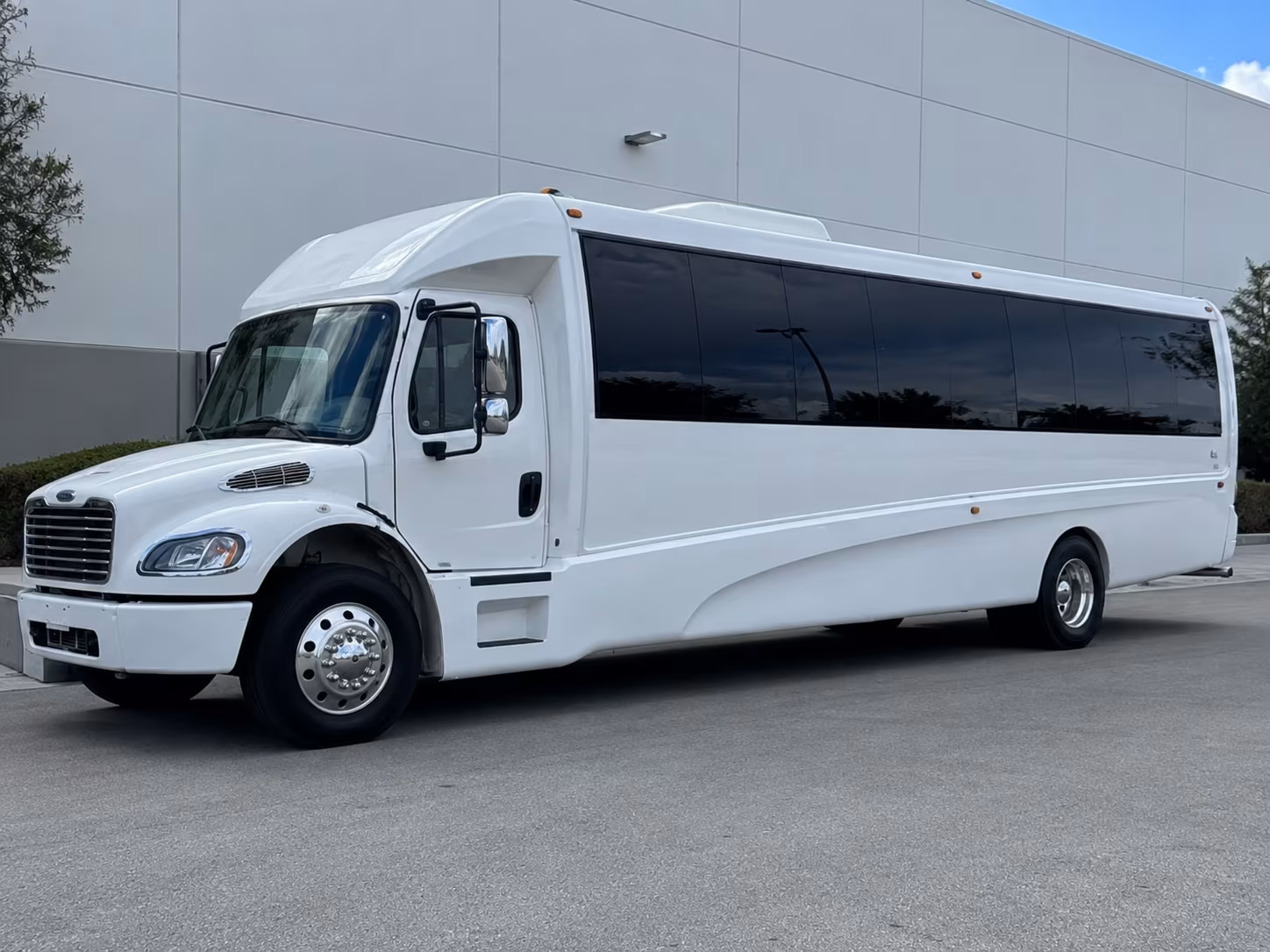 augusta holiday party bus rental