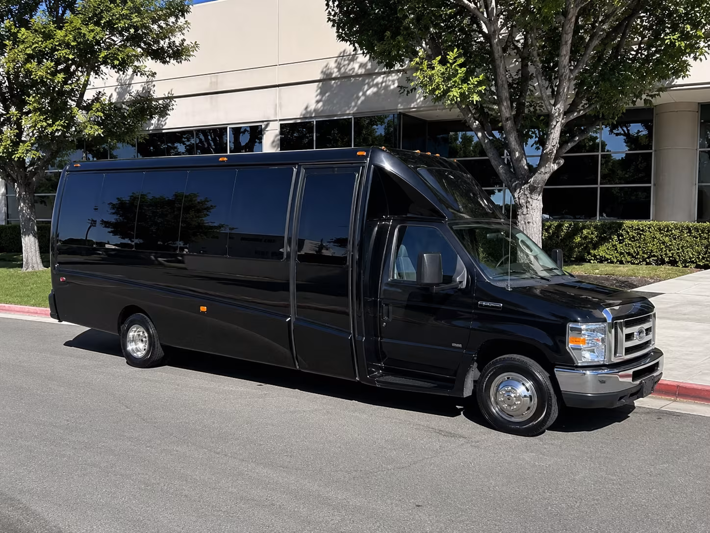 augusta new years eve party bus rental